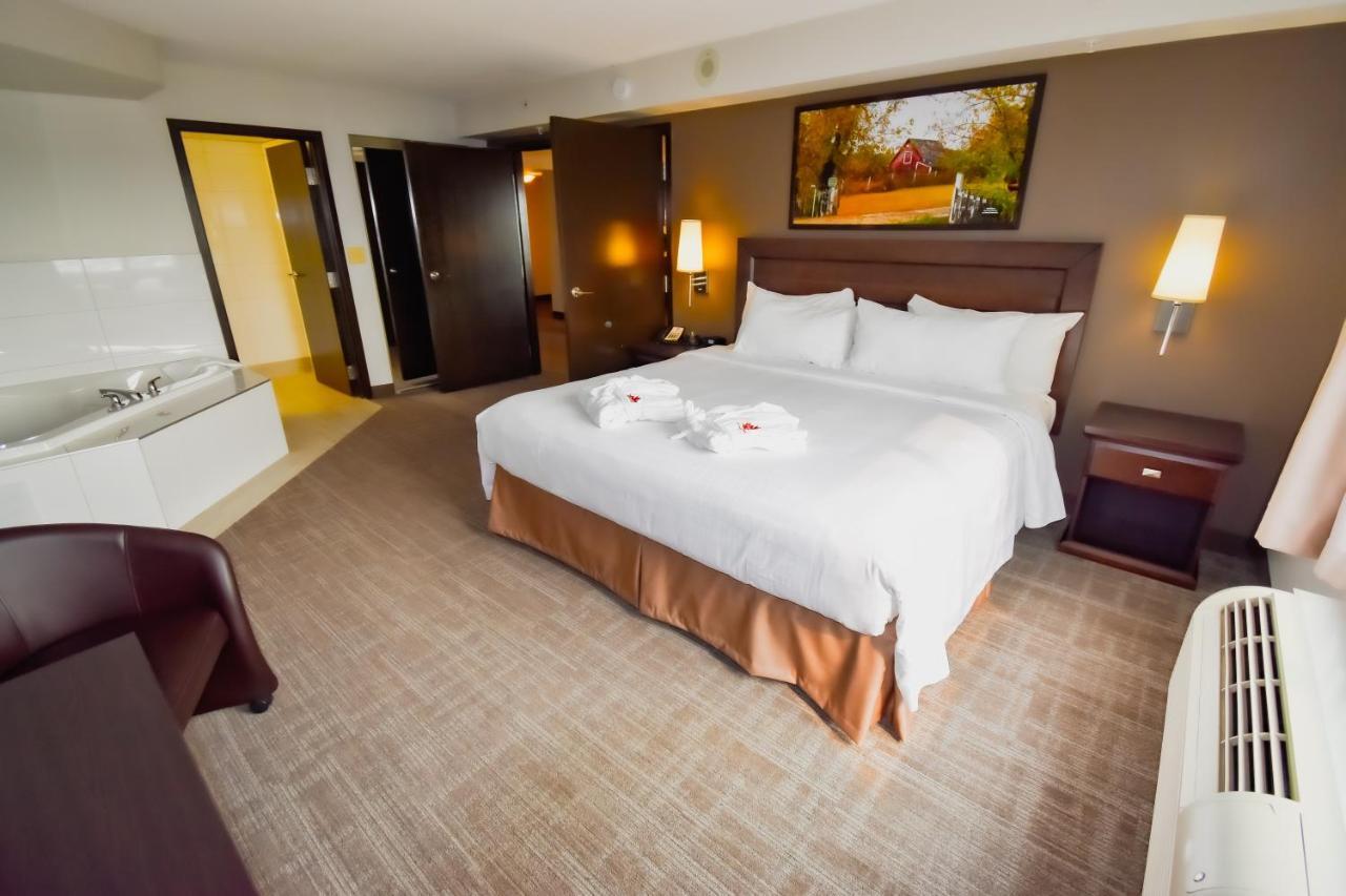 Canad Destination Centre Club Regent Casino 3*