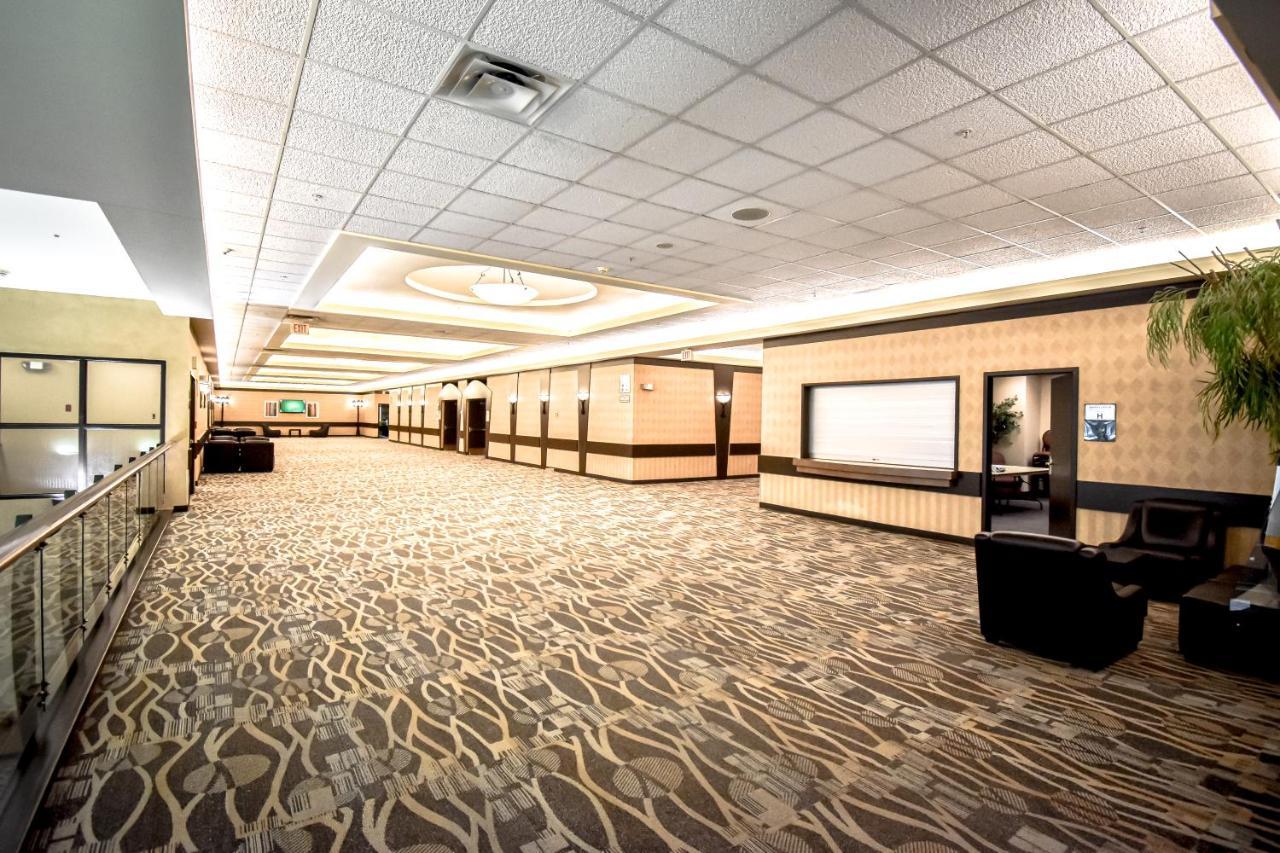Hotel Canad Destination Centre Club Regent Casino Winnipeg